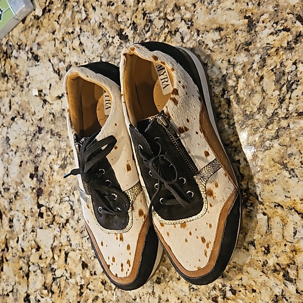 Myra shoes with zipper. Size 10